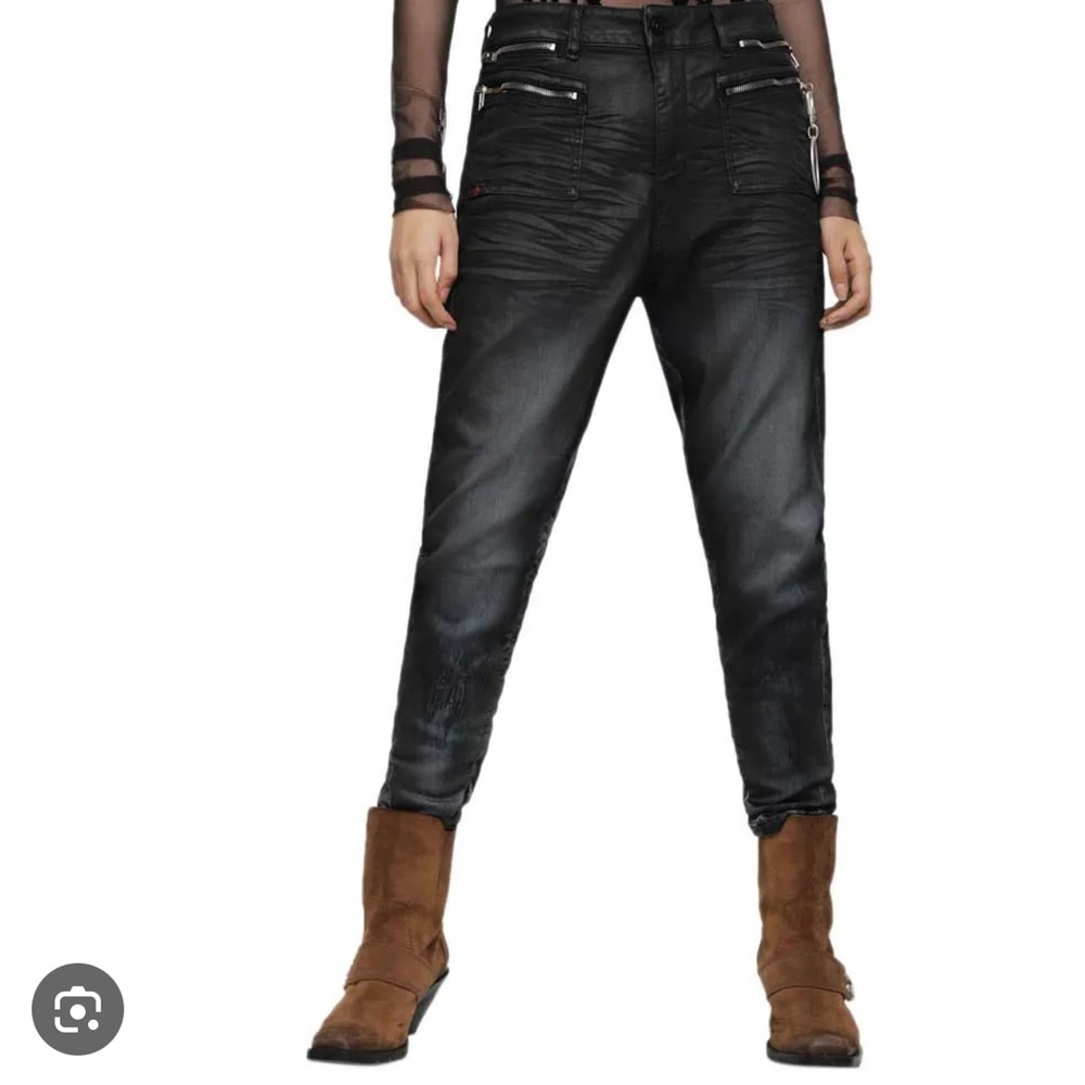 Diesel Size 25 Black Denim Jeans with Metal Accents
